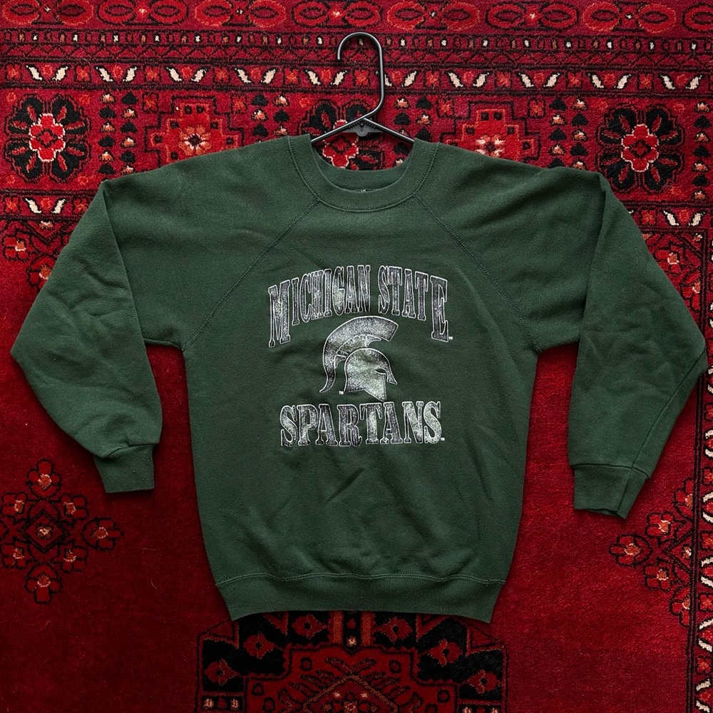 1980s vintage MSU raglan crewneck
